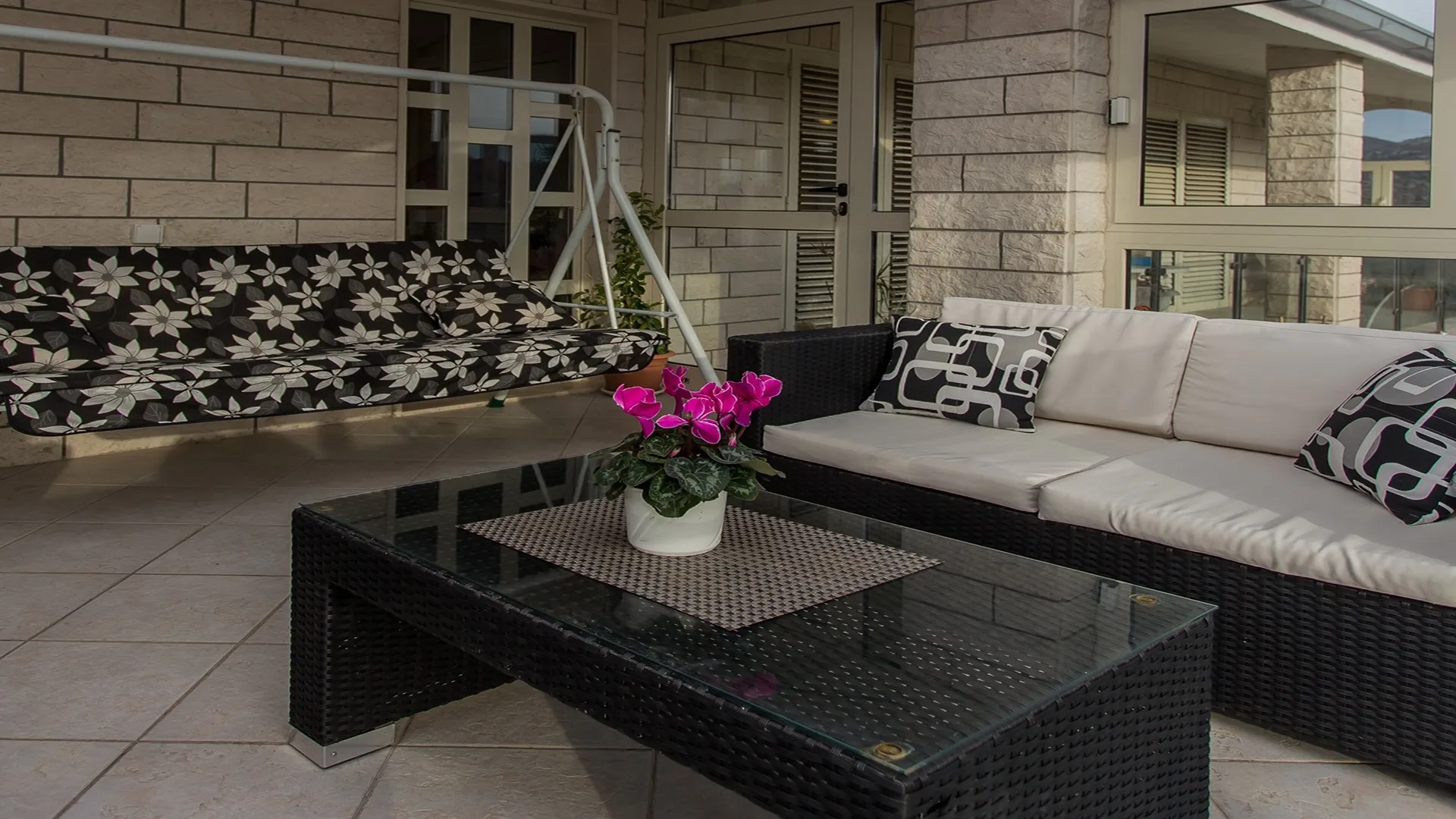 Balcony 5